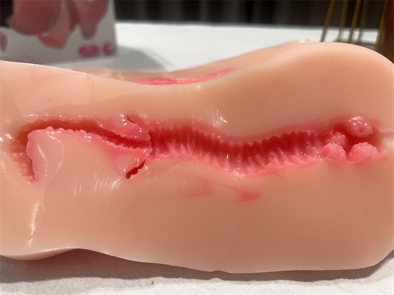 GXP——“SG研究社”评测!逼真狭小入口,仿真的内壁通道!