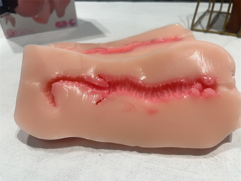 GXP——“SG研究社”评测!逼真狭小入口,仿真的内壁通道!