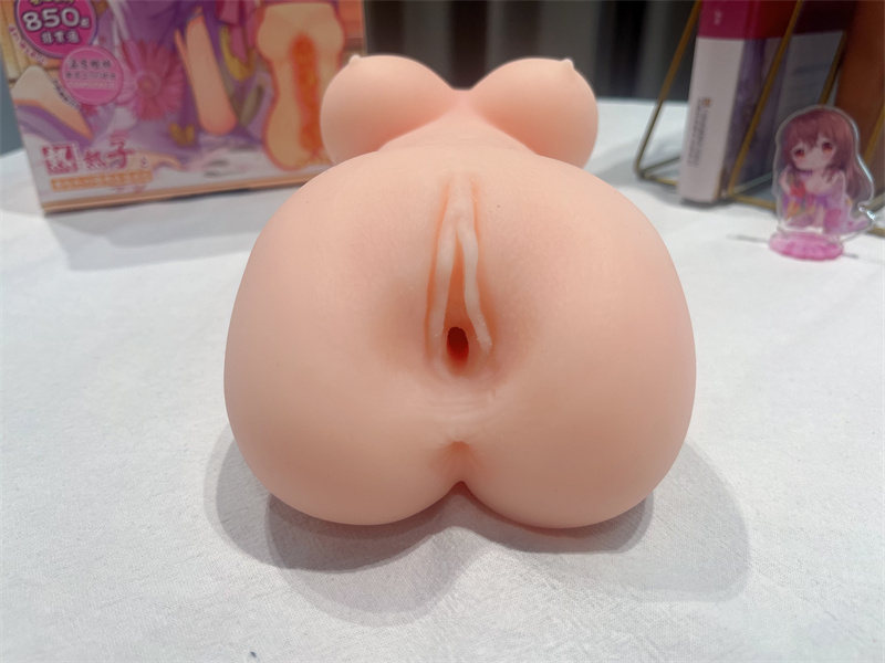 YUU——“热热子一代”评测!震动制热的手动杯,玩法体验更多样!