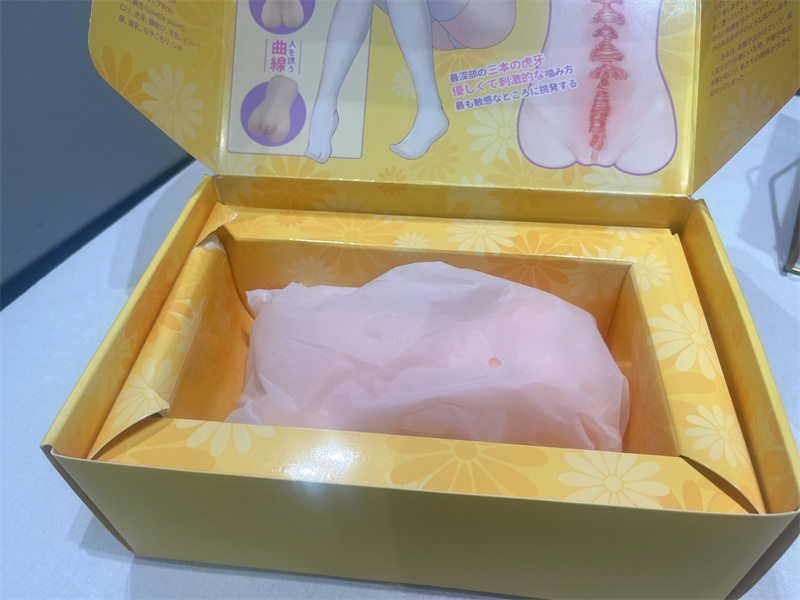 YUU——“虎牙妹妹”软款评测!有些弱鸡的六连环设计,顶端的虎牙毫无存在感!