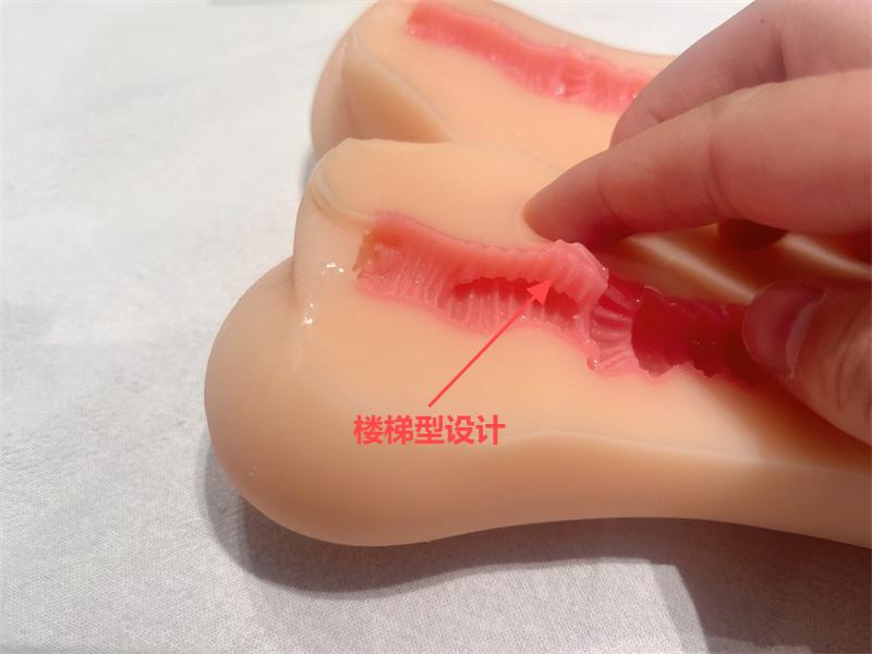 YUU——“虎牙妹妹”软款评测!有些弱鸡的六连环设计,顶端的虎牙毫无存在感!