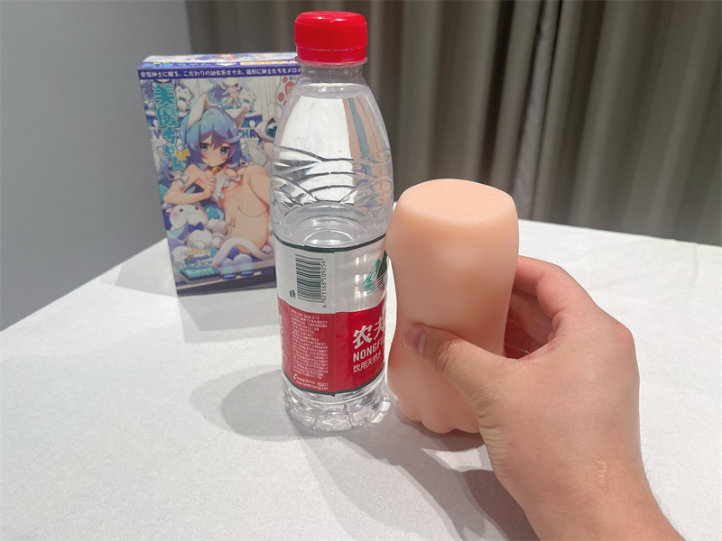 COC——“猫娘”评测！本以为是小巧精致杯，没想到是偷工减料的结果！