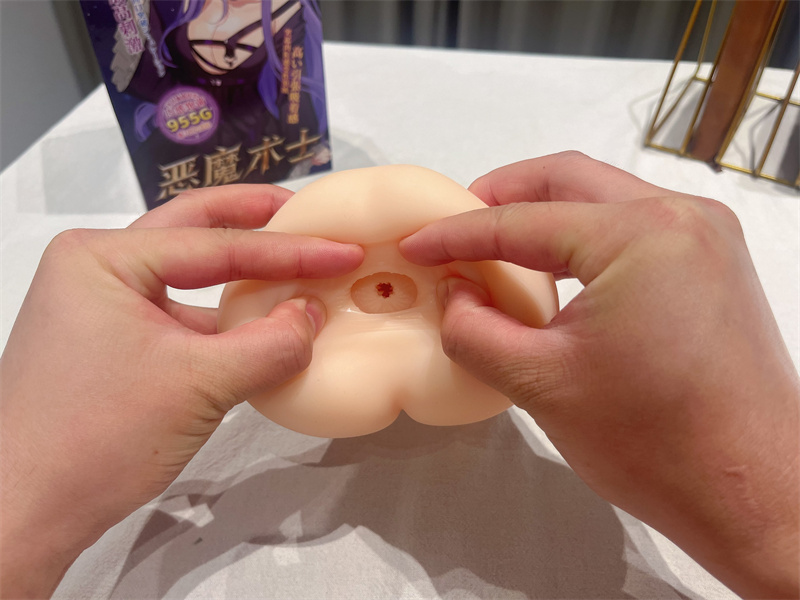 HMAX——“恶魔术士”评测！深邃的狭窄通道，抽离灵魂的强大吸力，将高刺激重新定义！！