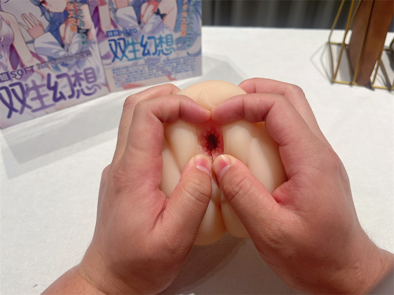 SMFUN——“双生幻想”评测！自动加热的仿真通道，8档震动吮吸，让你在这个冬天不孤单！！