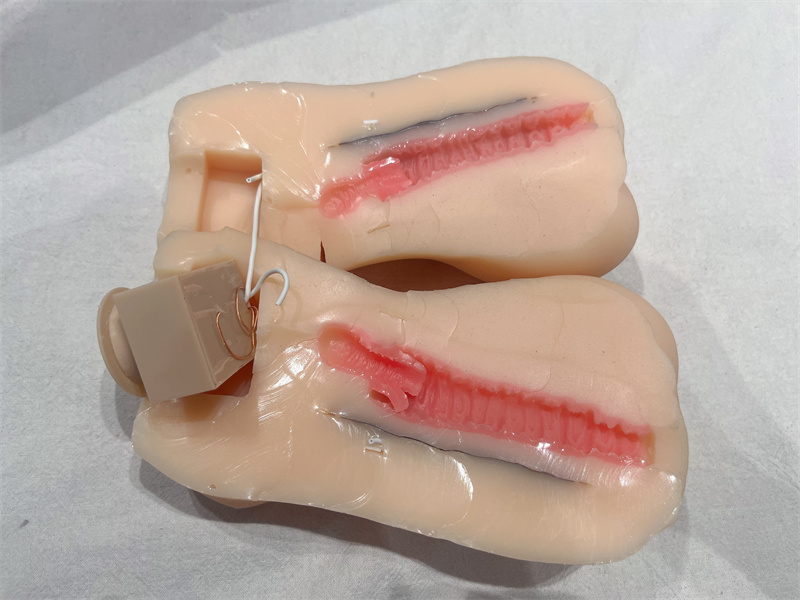 SMFUN——“双生幻想”评测!自动加热的仿真通道,8档震动吮吸,让你在这个冬天不孤单!!