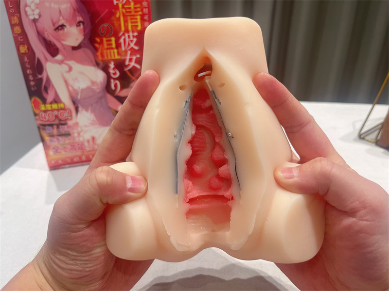 YUU——“温情彼女”评测！刺激元素挺足，却没有想象中的刺激感受！