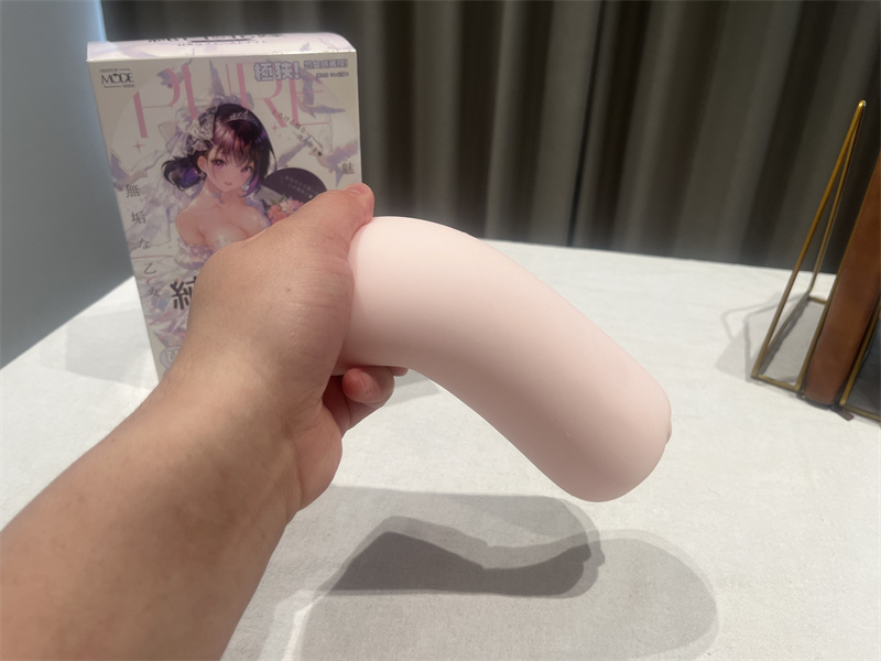 MODE——“纯白花嫁”评测！松垮通道还超长，直筒造型简单到爆炸！