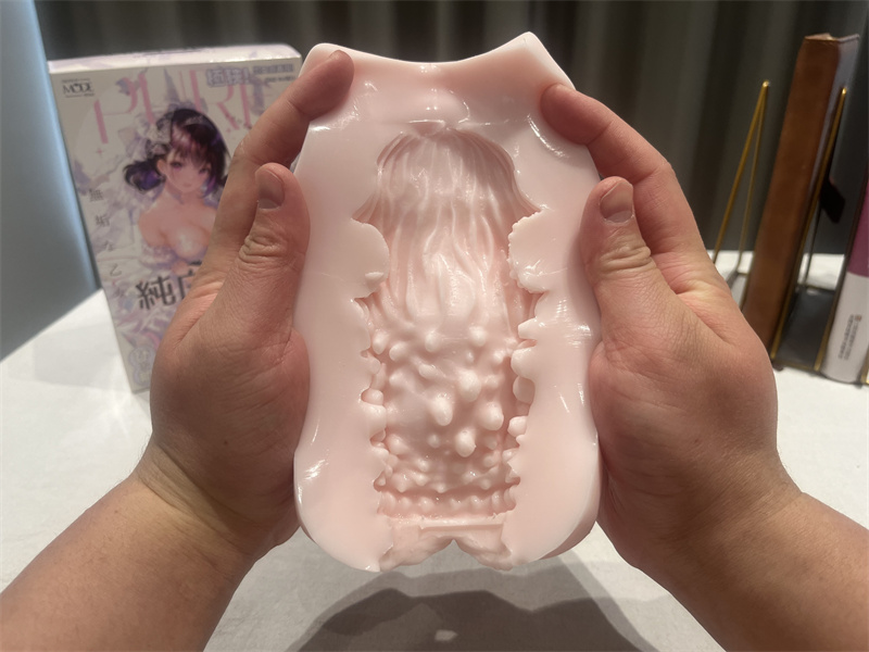 MODE——“纯白花嫁”评测！松垮通道还超长，直筒造型简单到爆炸！