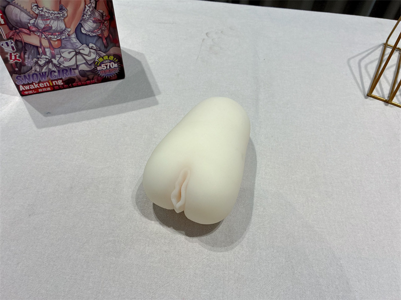 GXP——“觉醒子宫—雪女”评测！高硬度紫宫杯，V字造型有些奇葩！