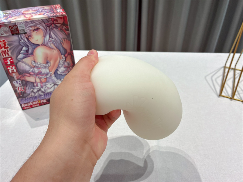 GXP——“觉醒子宫—雪女”评测！高硬度紫宫杯，V字造型有些奇葩！
