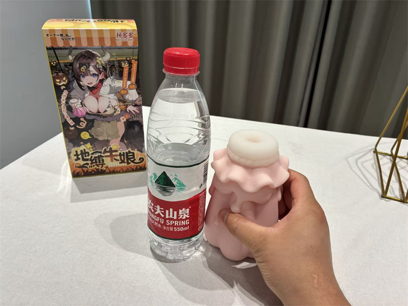 杯多多——“地缚牛娘”评测！隐蔽性超高的拟物造型，使用体验却不怎么样！
